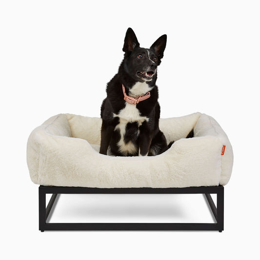 The FÜZI Dog Bed - Faux Fur