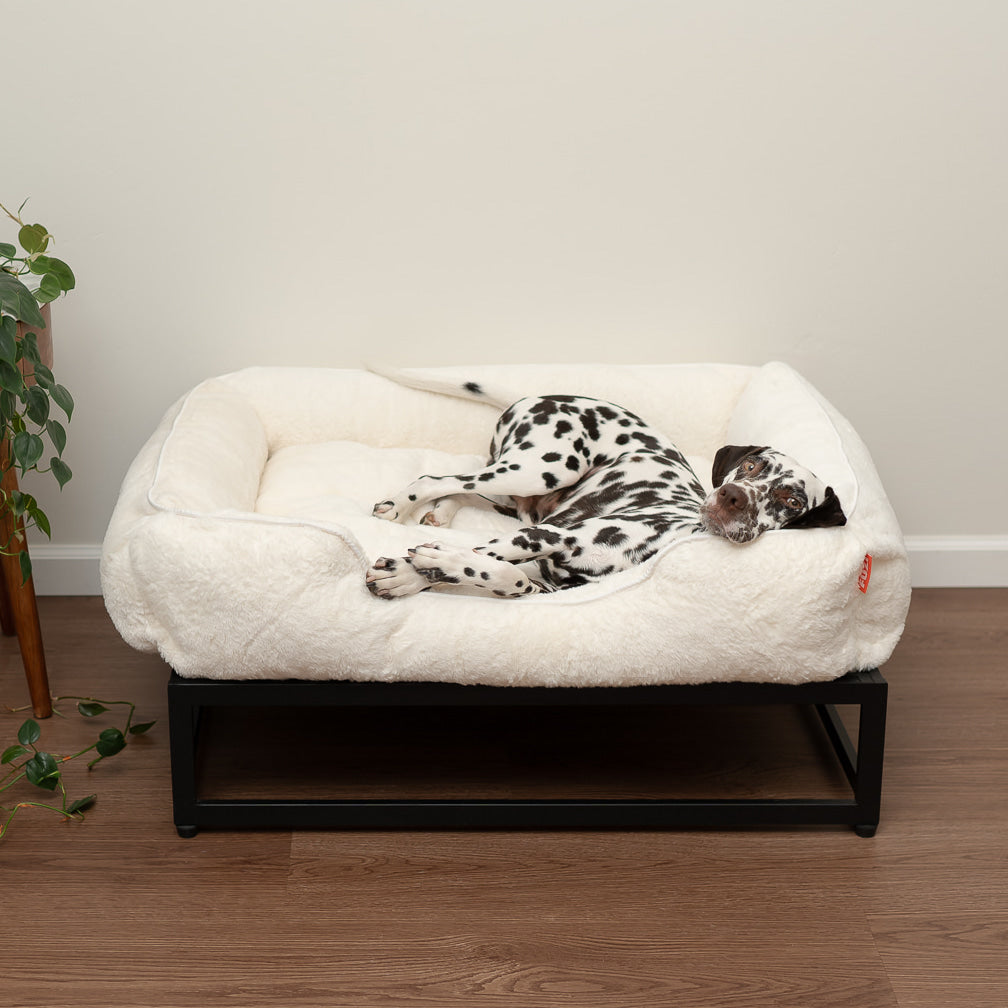 The FÜZI Dog Bed - Faux Fur