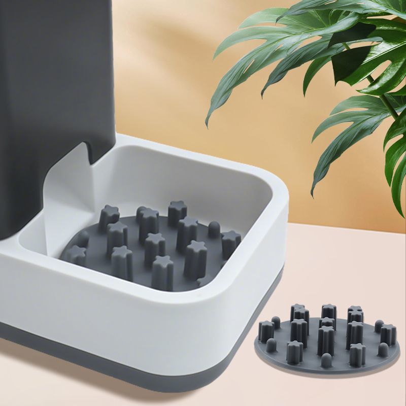 Pet Automatic Feeder Specific Slow-Feeding Mat Made From Food-Grade Silicone